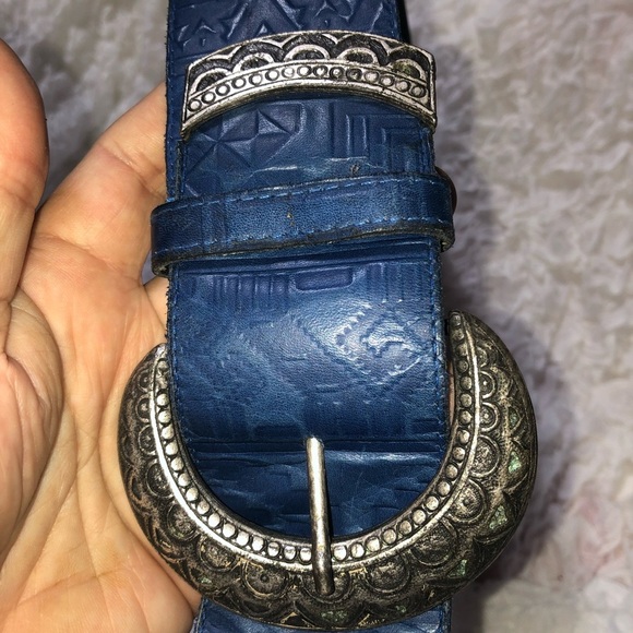 Michael Gerard size 3x Blue Embossed Leather Belt with Silver Buckle- used - Picture 8 of 9